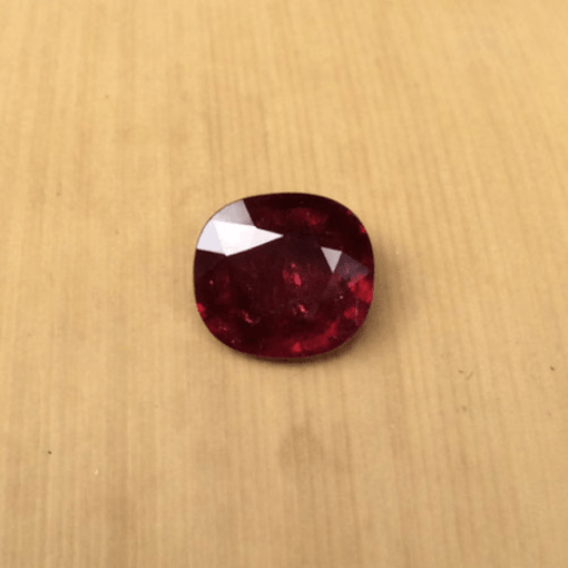 genuine pigeon blood red ruby 8x7mm rectangular cushion 2 carats gia certified LSG480
