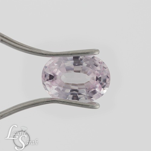 loose light pink sapphire 8x6mm oval cut 1.5 carats LSG327