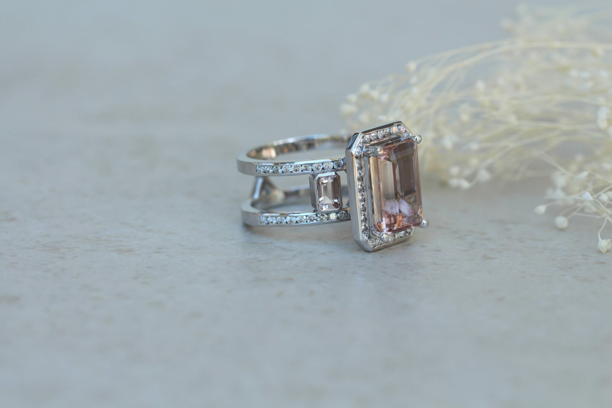 New Morganite and Diamond engagement ring with 2 wedding bands - Image 5