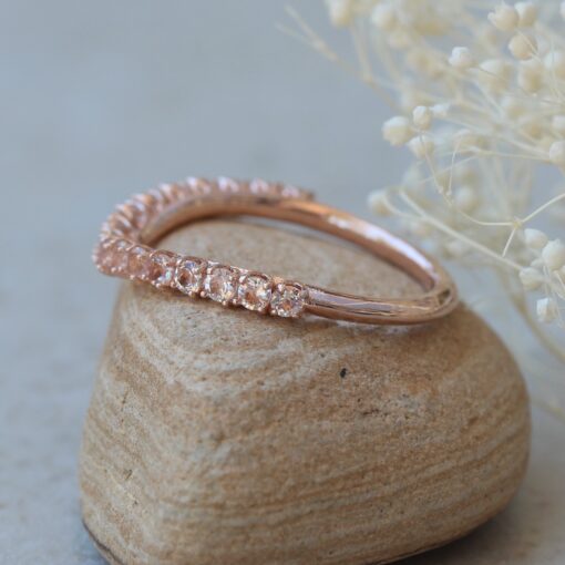 lily contour band 2mm round morganite 14k rose gold LS6082
