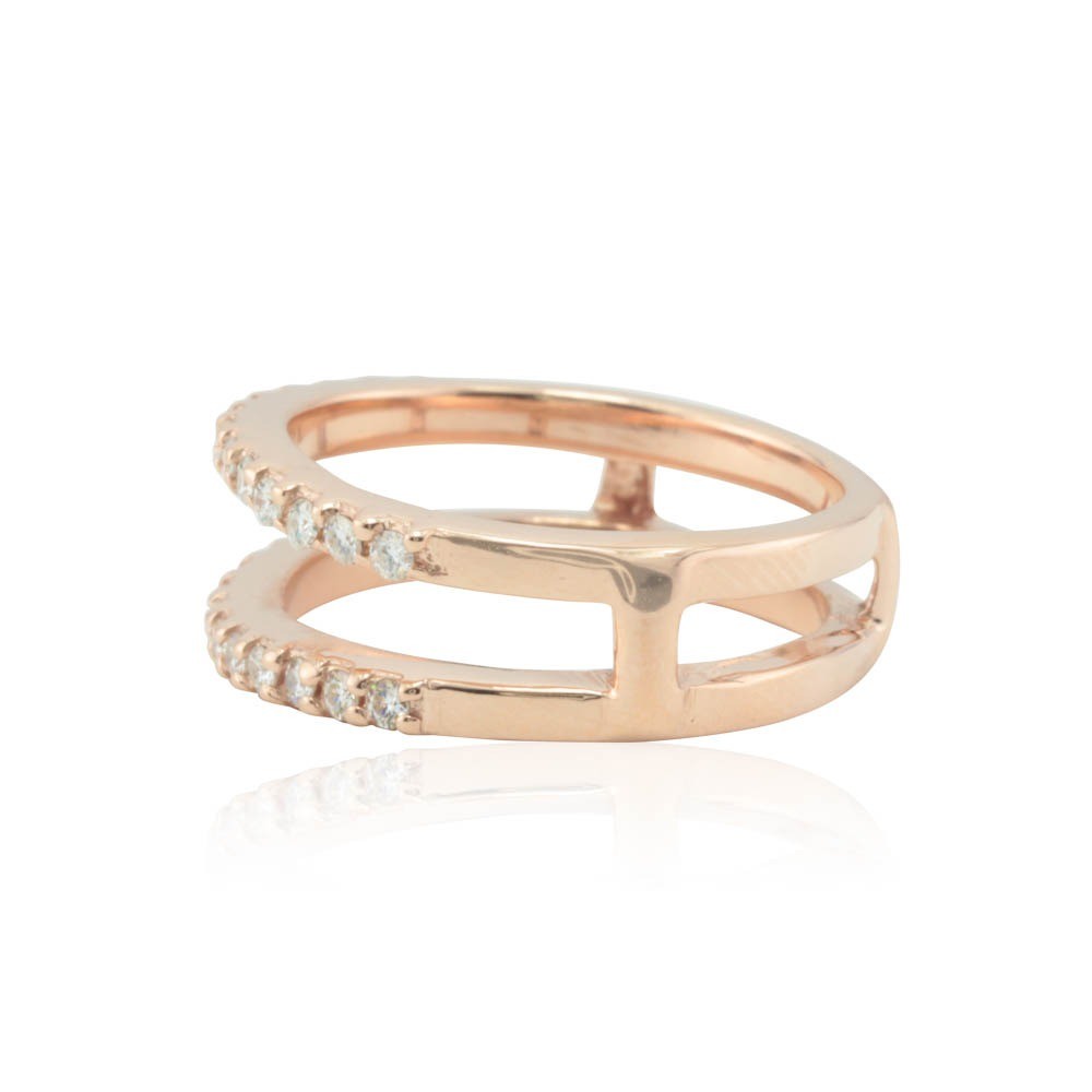 Custom Morganite engagement ring and wedding band - Image 10