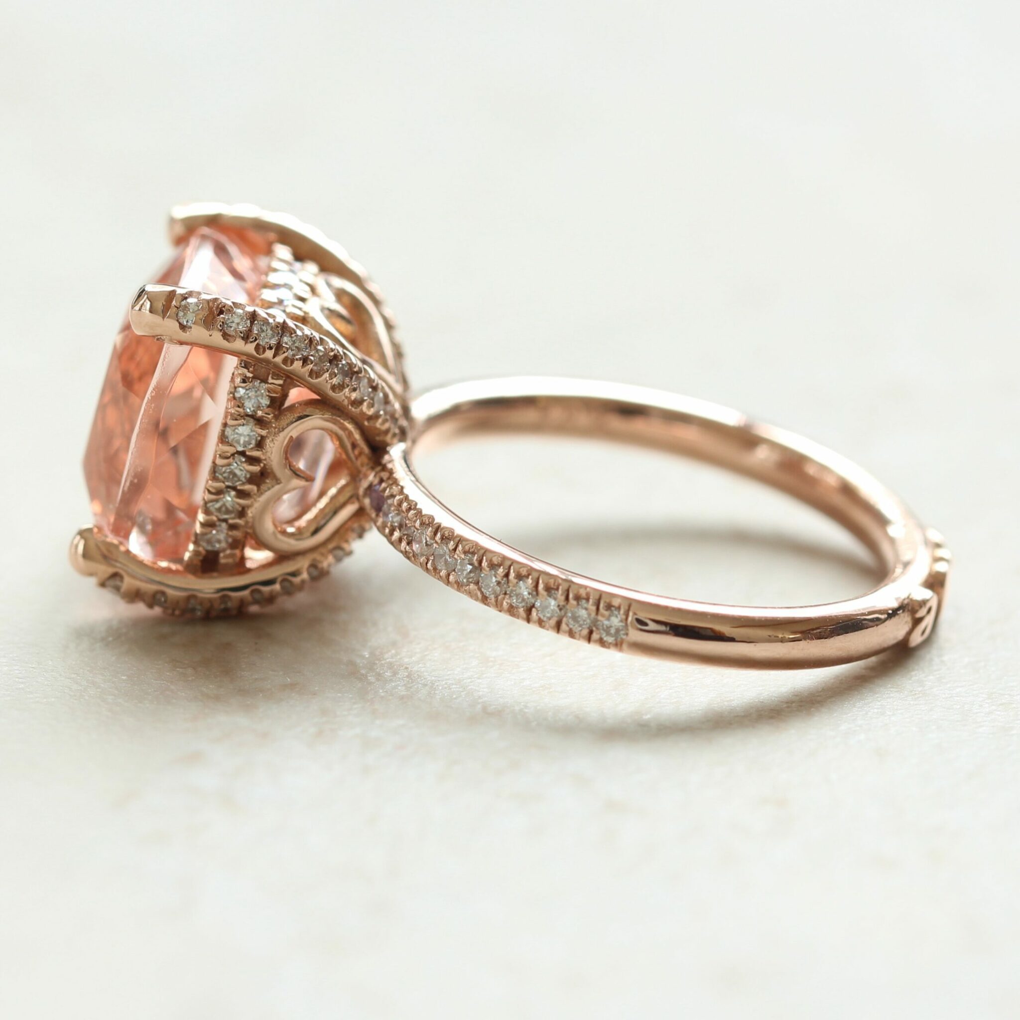 Custom diamond and rose gold setting for your oval gem - Image 3