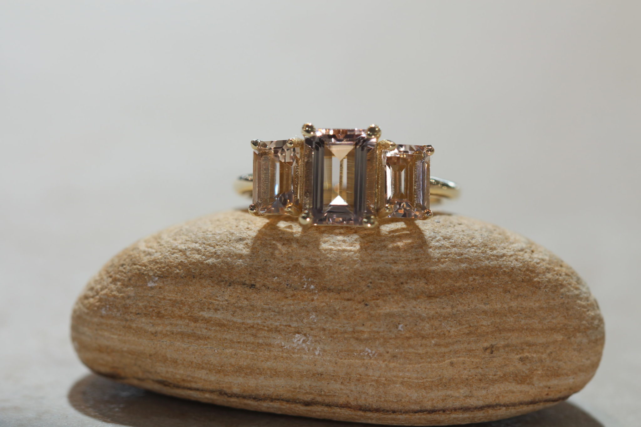 Custom emerald cut morganite three stone ring - Image 2