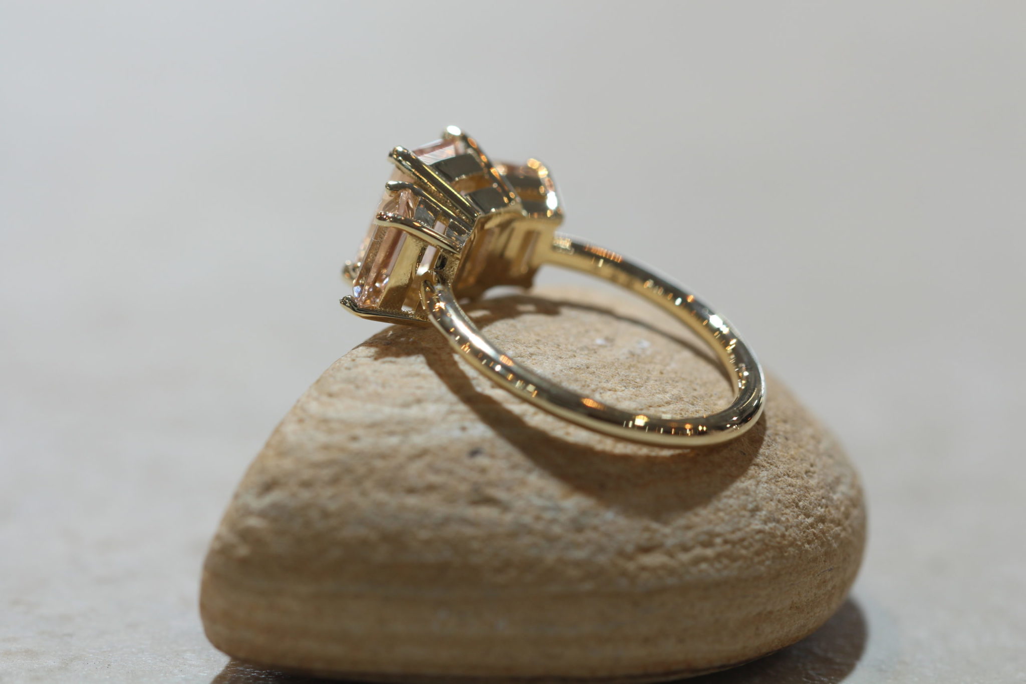 Custom emerald cut morganite three stone ring - Image 4
