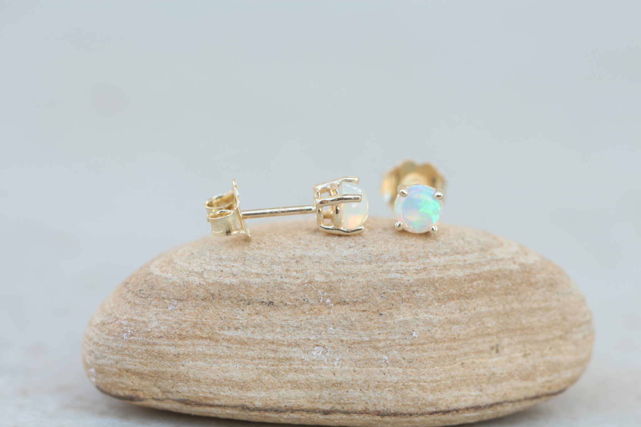 Genuine opal stud earrings in 14k yellow gold - Image 3