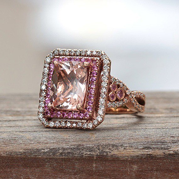 Cushion cut morganite, pink sapphire and diamond ring in 14k rose gold - Image 3