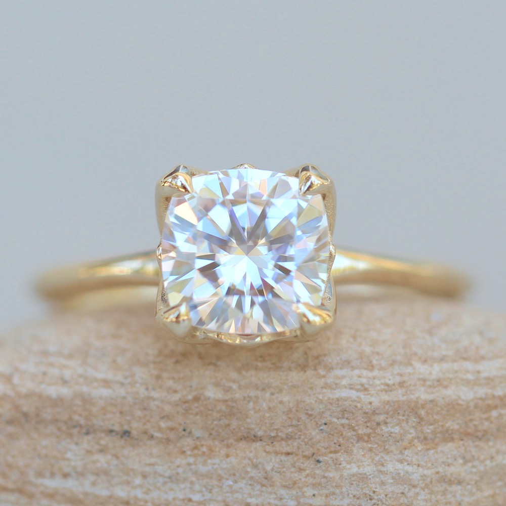 IGI Certified Lab Diamond Solitaire Engagement Ring Yellow Gold LS6199