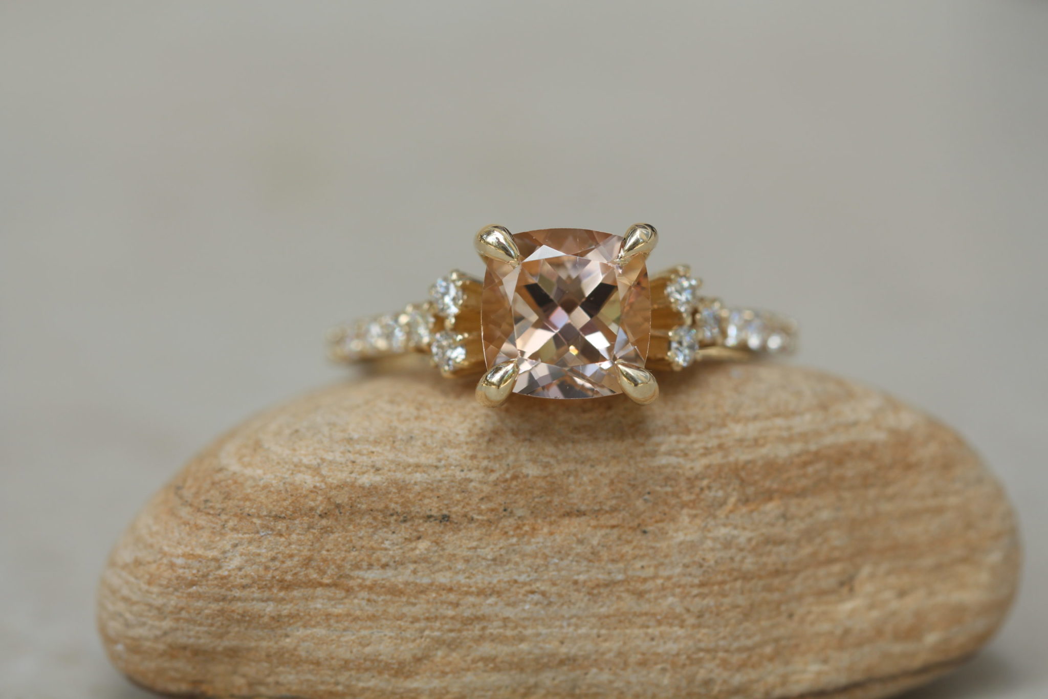 Custom square cushion morganite and diamond ring - Image 7
