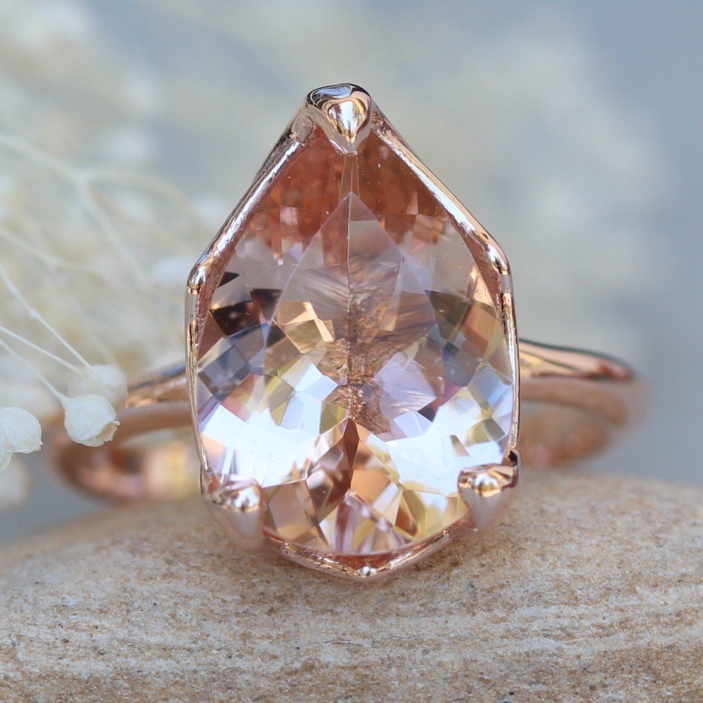 Pear cut morganite Lily Collection ring 14x10mm with matching plain band - Image 3