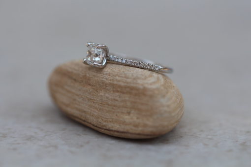 Custom square cushion diamond Lola Ring - Image 3