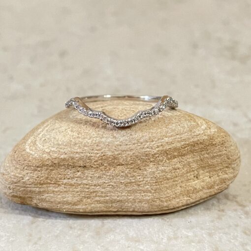 Another diamond wedding band and engagement ring repair - Image 2