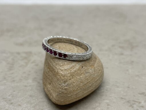 Custom genuine ruby mother's band in platinum with custom engraving - Image 3