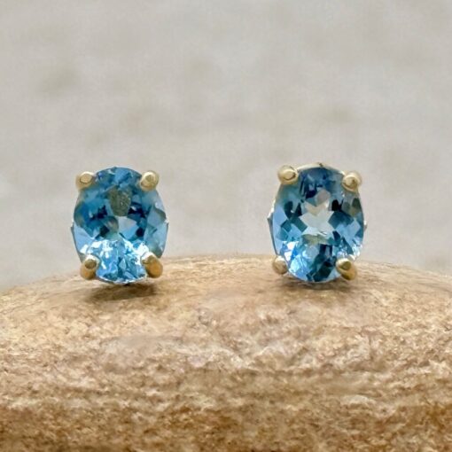 Oval Cut Aquamarine March Birthstone Gift Earrings Yellow Gold LS6671