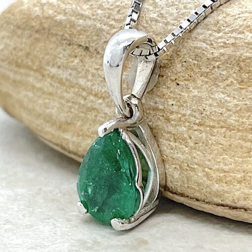 Pear Emerald Birthstone Pendant for May Gift in 18k White Gold LS6735
