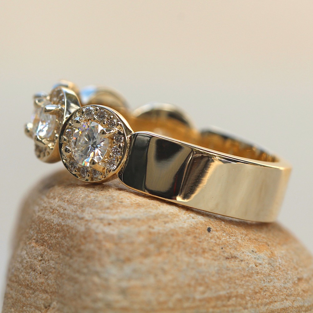 Genuine Round Cut Lab Diamond Halo Anniversary Ring Yellow Gold LS6233