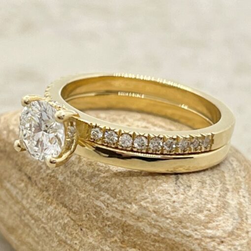 Round Cut Lab Grown Diamond Engagement Bridal Set Yellow Gold LS6935