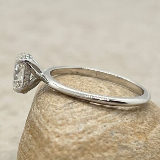 Genuine Oval Cut Diamond Ring Fang Prongs White Gold Platinum LS6850