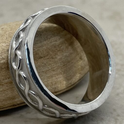 Classic Infinity Symbol Mans Wedding Ring White Gold Platinum LS6289