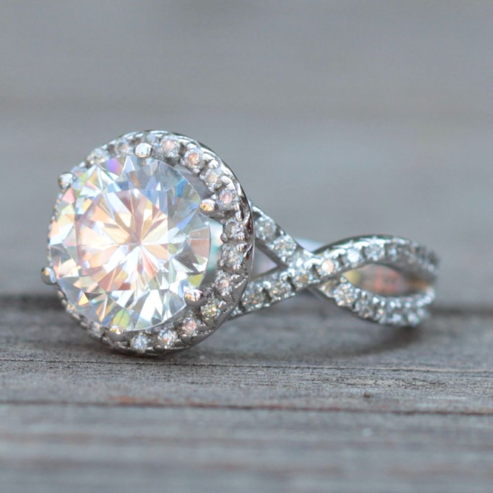 Classic Round CZ Diamond Twisted Shank Ring White Gold Platinum LS1215
