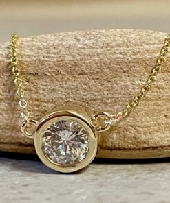 Classic Round Lab Grown Diamond Bezel Set Pendant Yellow Gold LS6429