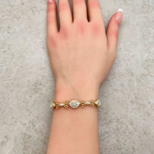 Lab Organic Diamond Halo Flower Bracelet Milgrain Yellow Gold LS7198