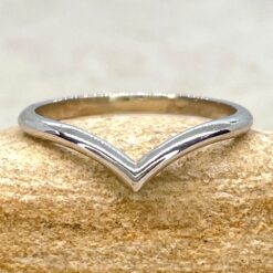 Plain Chevron Tiara Wedding Band Ring Stack White Gold Platinum LS7055