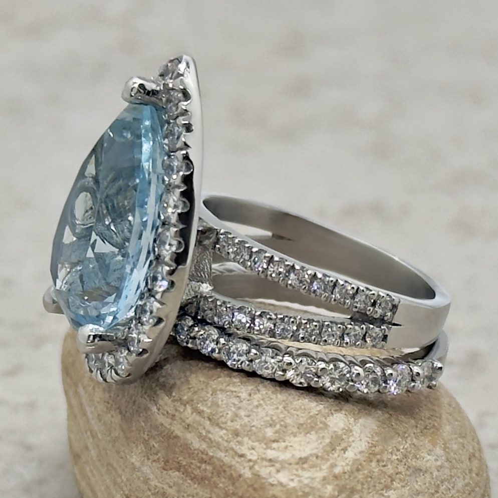 Aquamarine Diamond Split Shank Wedding Set White Gold Platinum LS7348