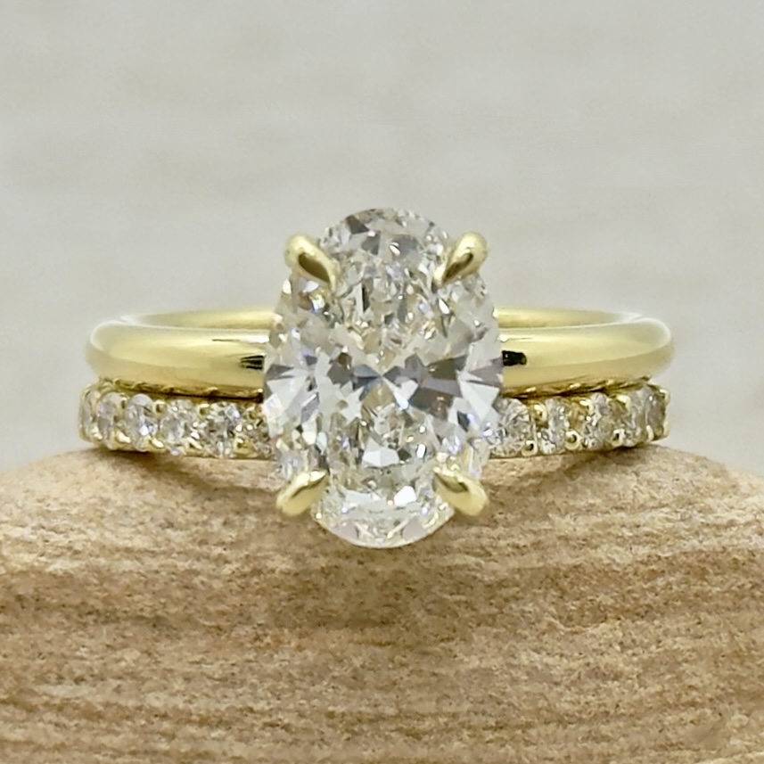 Elongated Oval Cut IGI Lab Diamond Wedding Ring Set Yellow Gold LS7359