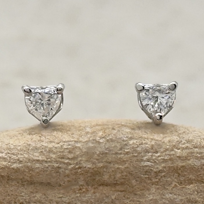 Tiny Heart Shape Lab Diamond Gift Earrings White Gold Platinum LS7322