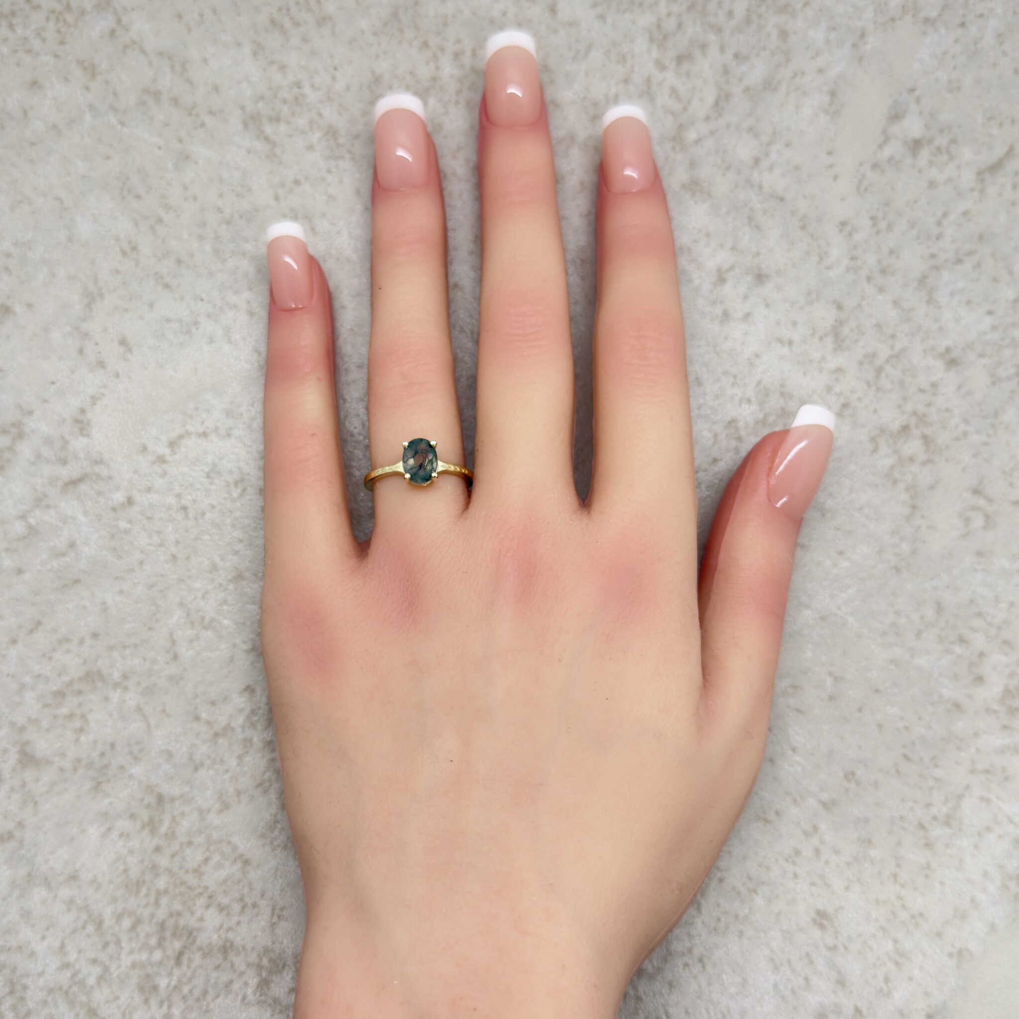 Custom Oval Moss Agate Ring with leaf details - Image 5
