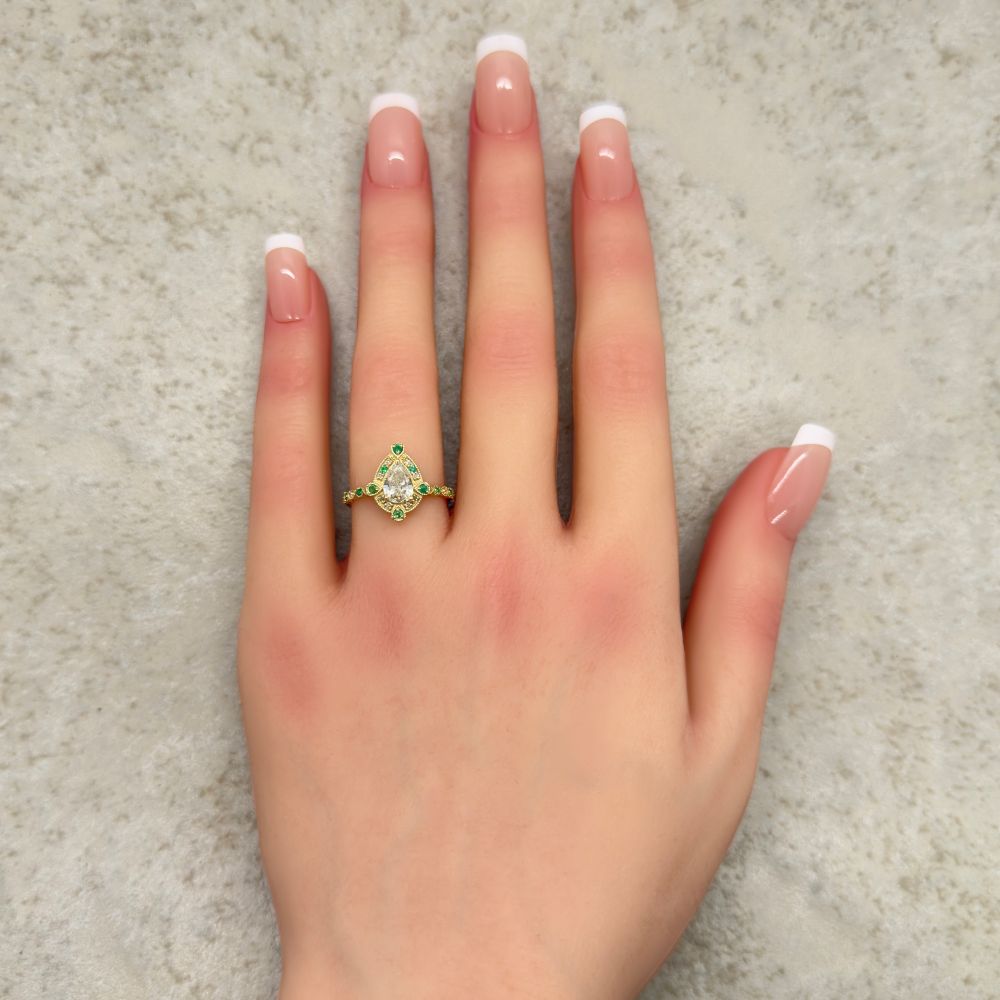 Genuine IGI Pear Lab Diamond and Emerald Halo Ring Yellow Gold LS7368