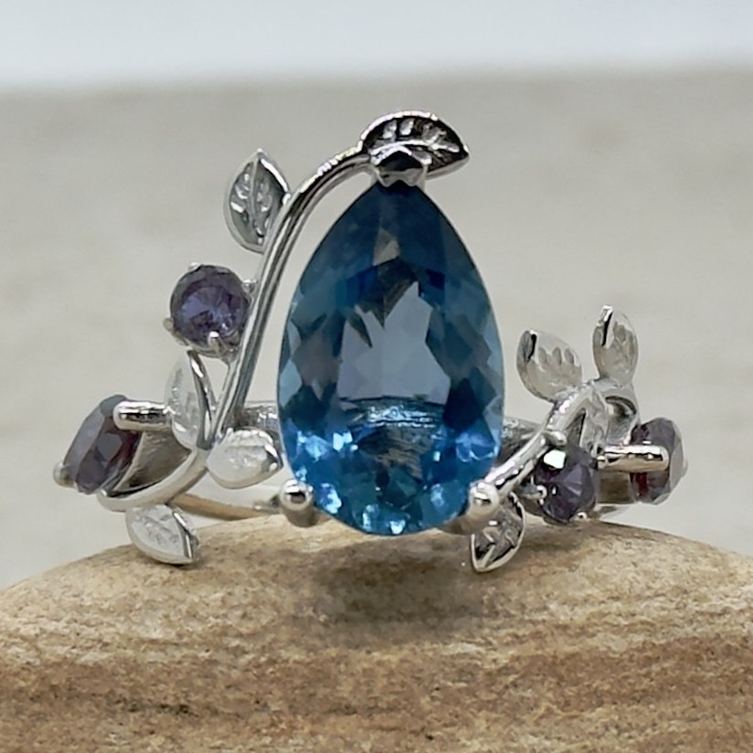 Custom London Blue topaz and Lab Alexandrite Ring - Image 2