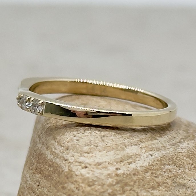 Custom Lab Diamond Contoured Wedding Ring - Image 3